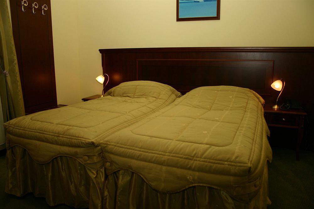 Hotel Aquarius ดูบรอฟนิก ภายนอก รูปภาพ