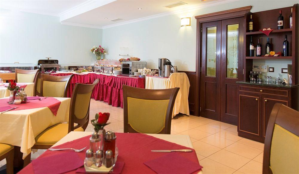 Hotel Aquarius ดูบรอฟนิก ภายนอก รูปภาพ